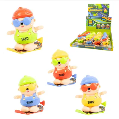 BONECO NO SKATEBOARD A CORDA 8X8X7CM DP PLAY