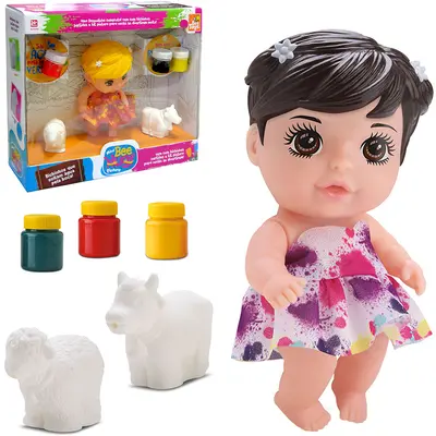 BONECA MINI BEE HUGS PINTURA COM 3 TINTAS 25GR + 2 BICHINHOS SOLTA AGUA NA CAIXA