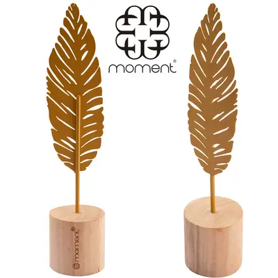 ENFEITE FOLHA DE METAL METALIZADO DOURADO COM BASE DE MADEIRA 23X4,8CM DE Ø
