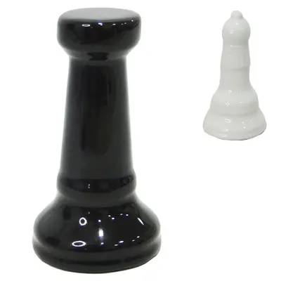 ENFEITE PESO DE PAPEL DE PORCELANA PECA DE XADREZ PRETO / BRANCO 14X8CM DE Ø