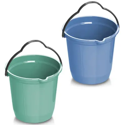 BALDE DE PLASTICO REDONDO COM BICO E ALCA 6L 23X23,5CM DE Ø