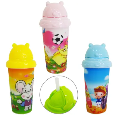 COPO BABY COM TAMPA E CANUDO DE PLASTICO 3D ESTAMPAS SORTIDAS 300ML
