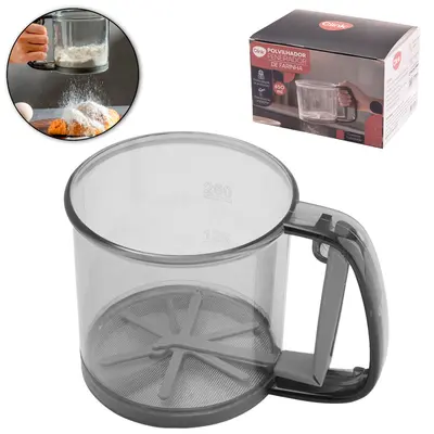 POLVILHADOR / PENEIRADOR DE FARINHA TIPO CANECA DE PLASTICO INOX COM GATILHO 650ML 16X11X10,2CM