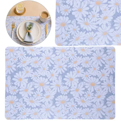 TOALHA LUGAR AMERICANO DE PLASTICO RETANGULAR CAMPO DE MARGARIDAS AZUL 43,5X28,5CM