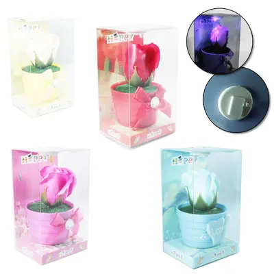 FLOR PERMANENTE COM VASINHO DE PLASTICO E MICRO LED A BATERIA COM CX PVC 13,2X7,5CM