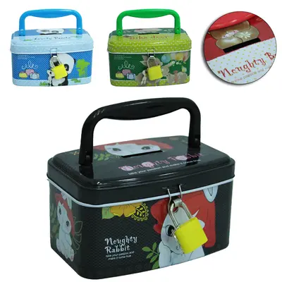 COFRE DE METAL / LATA RETANGULAR COM CADEADO + ALCA E ESTAMPAS SORTIDAS 12X8X7CM