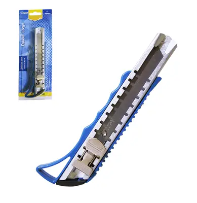 ESTILETE LAMINA LARGA 18MM DE PLASTICO COM TRILHO DE METAL 15,5CM NA CARTELA