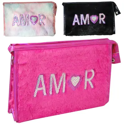 NECESSAIRE DE PELUCIA RETANGULAR FEMININA AMOR COM LANTEJOULA MAGICA COM ALCA E ZIPER 23X15X6CM