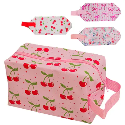 NECESSAIRE DE PVC RETANGULAR FEMININA COM ALCA E ZIPER VERSY 20X11,5X10CM