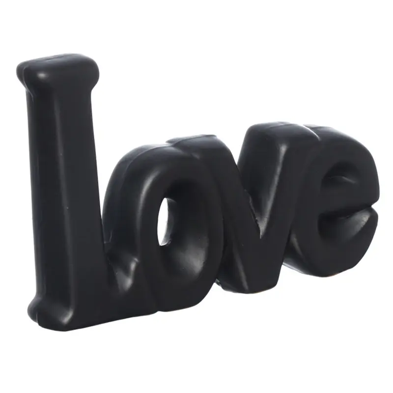 ENFEITE LOVE DE PORCELANA PRETO 13X9,5X3CM