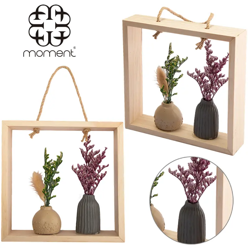 ENFEITE QUADRO DE MESA / PENDURAR DE MADEIRA COM 2 VASOS DE FLOR PERMANENTE 18X18X4CM