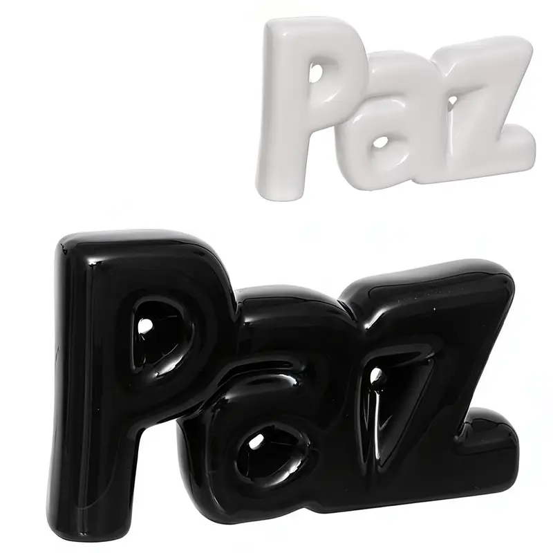 ENFEITE PAZ DE PORCELANA PRETO / BRANCO 11X6,5CM