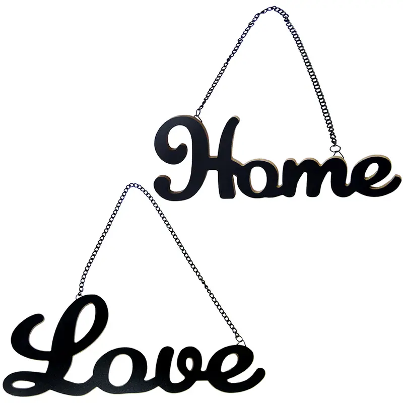 ENFEITE PALAVRA LOVE / HOME DE MADEIRA MDF PRETO COM ALCA DE CORRENTE