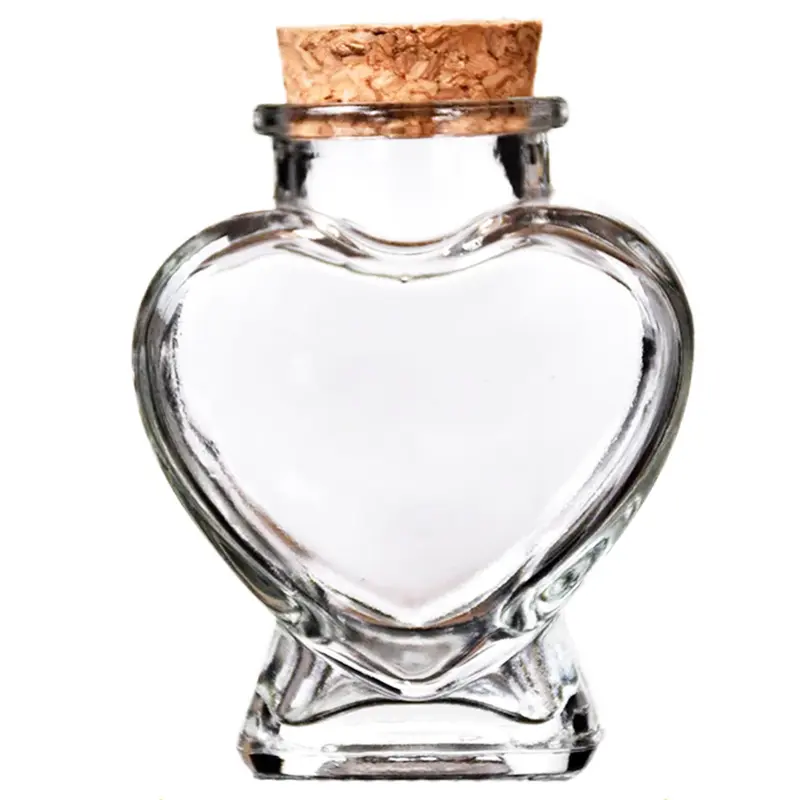 MINI POTE DE VIDRO CORACAO COM TAMPA CORTICA 60ML