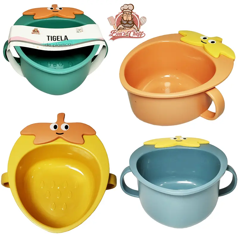 TIGELA PAPINHA DE PLASTICO MORANGO 3D COM ALCA 400ML 15X15X6,5CM