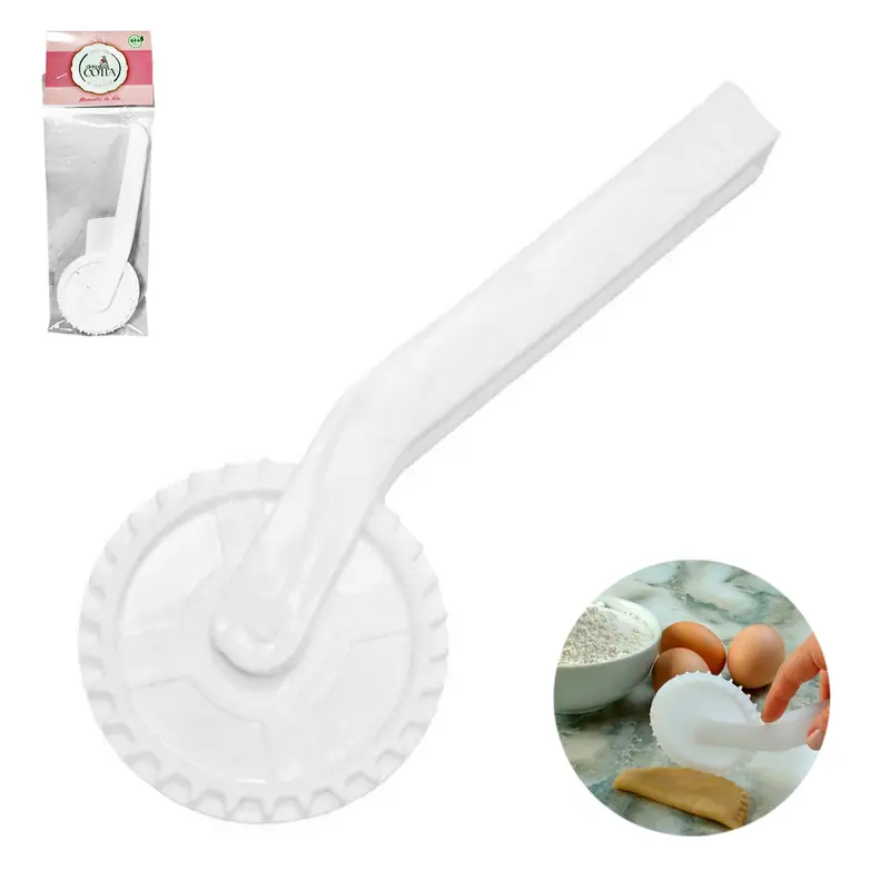 CARRETILHA CORTADOR DE MASSAS DE PLASTICO BRANCO 21X8CM