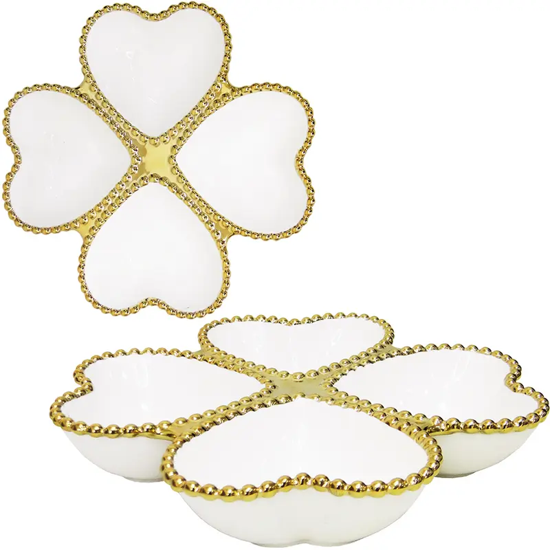 PETISQUEIRA CORACAO DE PORCELANA QUADRUPLO COM BORDA PEROLA DOURADA 800ML 25X25X4CM