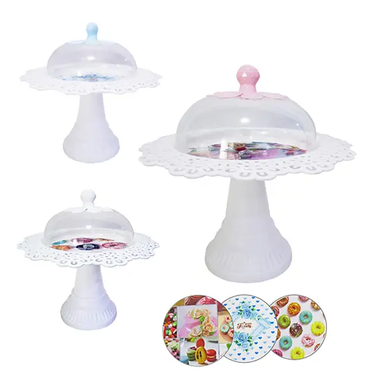 PRATO DE PLASTICO ALTO PARA BOLO / DOCES COM TAMPA E PE ESTAMPAS SORTIDAS 33X22CM DE Ø