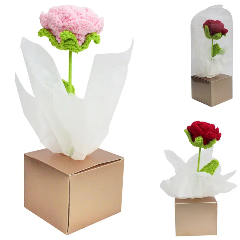 FLOR PERMANENTE BOTAO DE ROSA DE CROCHE CAIXA PVC 42X7CM