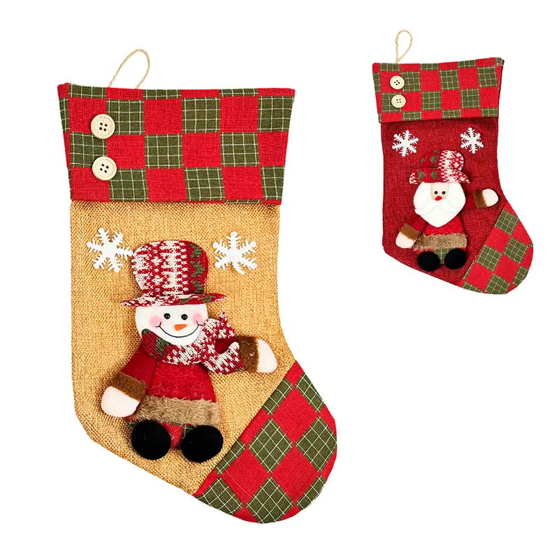 PENDENTE BOTA COM PAPAI NOEL / BONECO DE NEVE QUADRICULADO DE PELUCIA DE NATAL 35X22CM